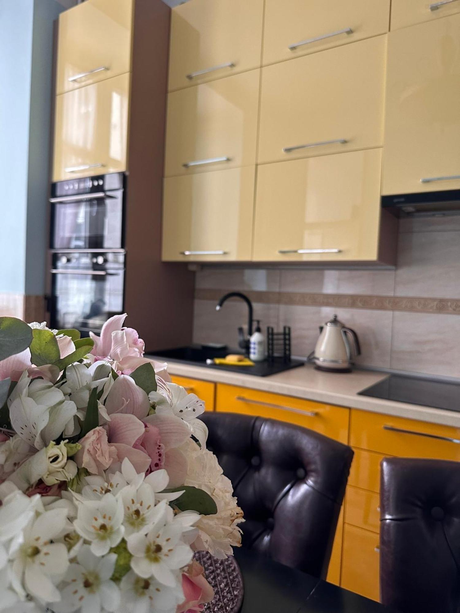 Exclusive Apartment Chmielna Street 95M2 وارسو المظهر الخارجي الصورة